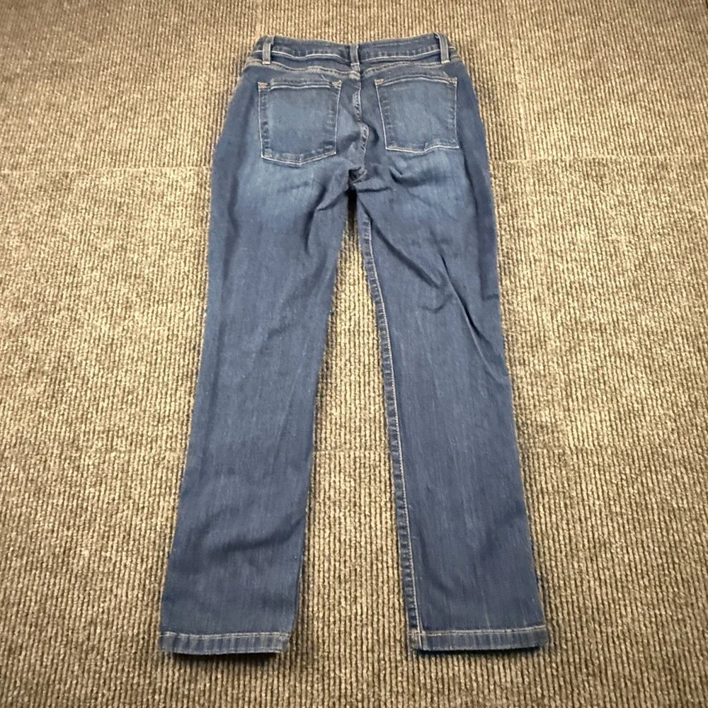 L.L.Bean Classic Fit Womens Size 6P Straight Leg Jeans Blue‎ Stretch Denim